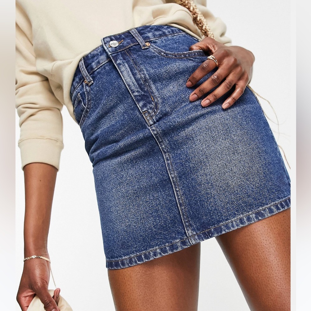 DTT Gabby high waisted denim skirt in mid blue, US 6 Tall (Don’t Think Twice)